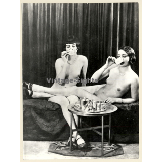 1920s Erotica: 2 Eclectic Nudes Drink Coffee / Biederer - Boudoir (Large Photo Reprint ~ 24 x 18 CM)