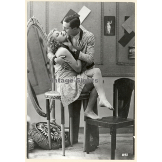 1920s Erotica: Belle Epoque Couple About To Kiss / Boudoir (Large Photo Reprint ~ 24 x 16 CM)