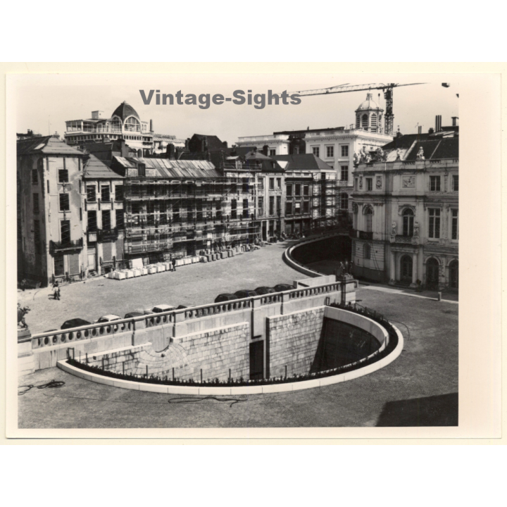 Francois Lahaut (1960): Palais Des Beaux Arts - Place Du Musée - Bruxelles (Vintage Photo ~1980s/1990s)