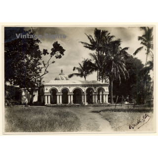 ¿ Bangladesh / India ?: Unidentified Indian Temple - Navaratna ? (Vintage Photo ~1910s/1920s)