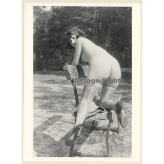 1920s Erotica: Cheeky Nude On Bench *3 / Butt - Boudoir (Large Photo Reprint ~ 24 x 18 CM)