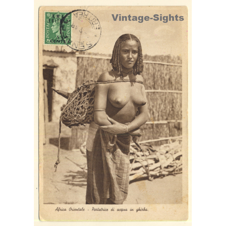 Africa Orientale: Portatrice Di Acqua In Ghirba *2 / Nude - Ethnic (Vintage Postcard)