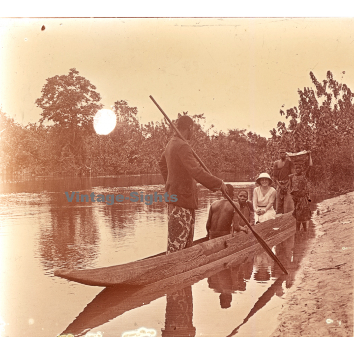 N'Djili - Kimpoko - Léopodville / Congo: Colonial Woman & Tribe Members On Dugout (Vintage Stereo Glass Plate 1934)