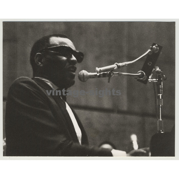 Ray Charles In Action (Vintage Press Photo 1960s)