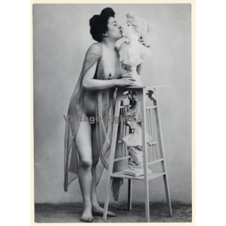 1920s Erotica: Belle Epoque Nude Kisses A Bust / Boudoir (Large Photo Reprint ~24 x 17CM)