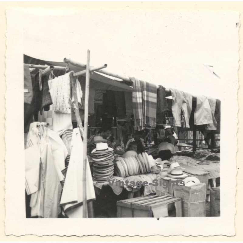 Santander de Quilichao / Colombia: Local Market - Mercado De Sombreros (Vintage Photo 1957)