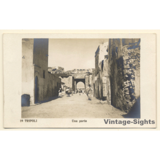 Tripoli / Italian Tripolitania - Libya: Una Porta (Vintage RPPC ~1910s)