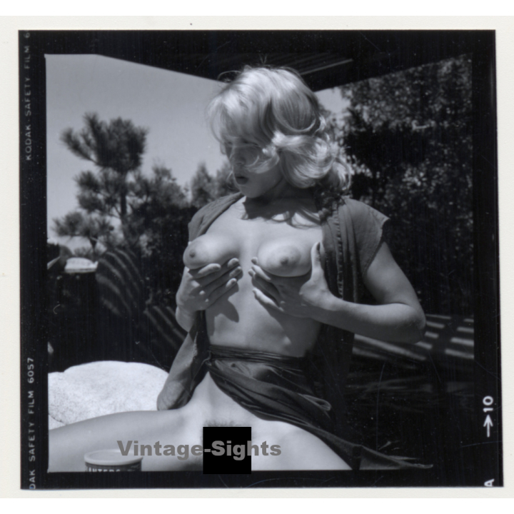 Erotic Study: Racy Blonde Nude Relaxes In The Sun*2 / Boobs (Vintage Contact Print 1970s/1980s)