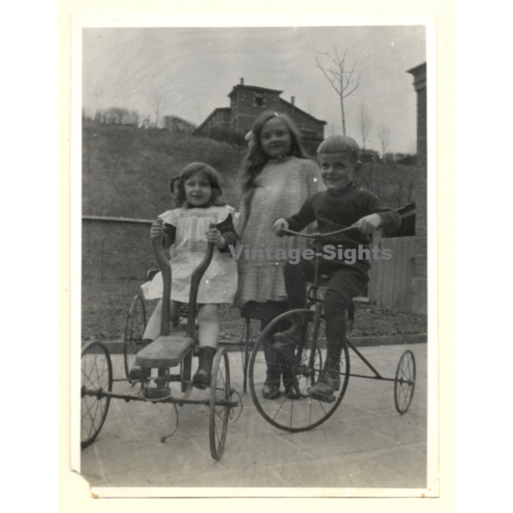 Belgium: Siblings With Quadricycle & Tricycle*2 / Velocipede (Vintage Photo 1914)