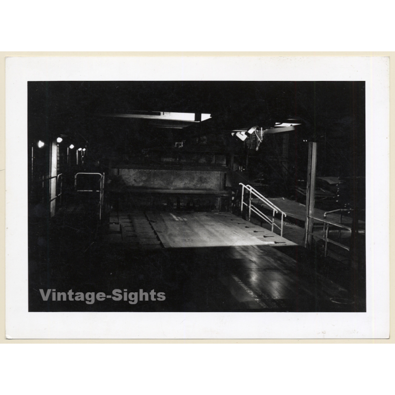 Tubize / Belgium: Forges de Clabecq *4 / Steelworks - Work Hall (Vintage Photo 1990s/2000s)