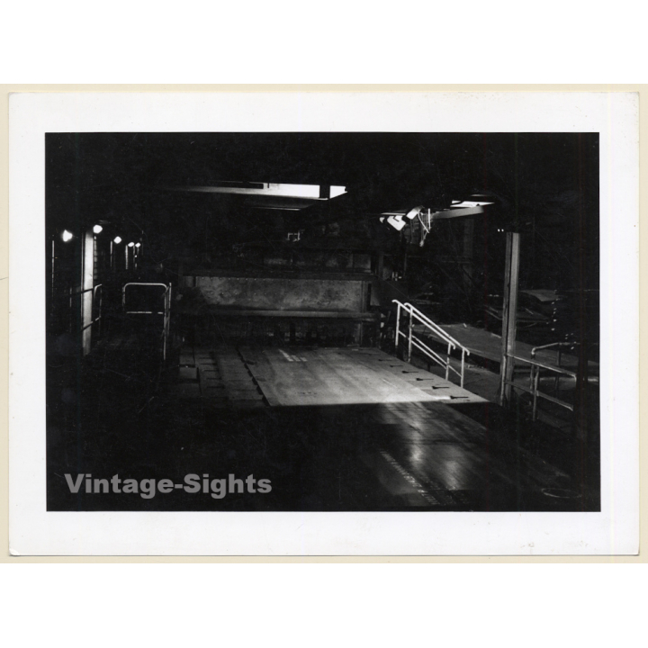 Tubize / Belgium: Forges de Clabecq *4 / Steelworks - Work Hall (Vintage Photo 1990s/2000s)