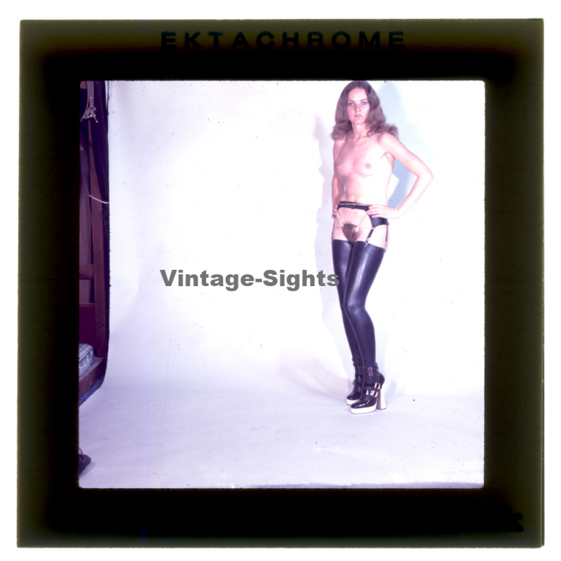 BDSM Study: Topless Maid / Chastity Belt - Lacquer Overknees (Vintage Diapositive 1970s/1980s)