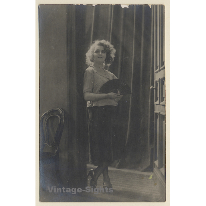 Elegant Blonde Woman With Fan / Abanico (Vintage RPPC ~1920s/1930s)