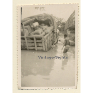 Liberia: Le Bac / Lorry Missed Ferry - Stuck In River*2 (Vintage Photo ~1950s)