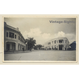 Leopoldville / Congo Belge: Avenue Beernaert (Vintage RPPC ~1940s/1950s)