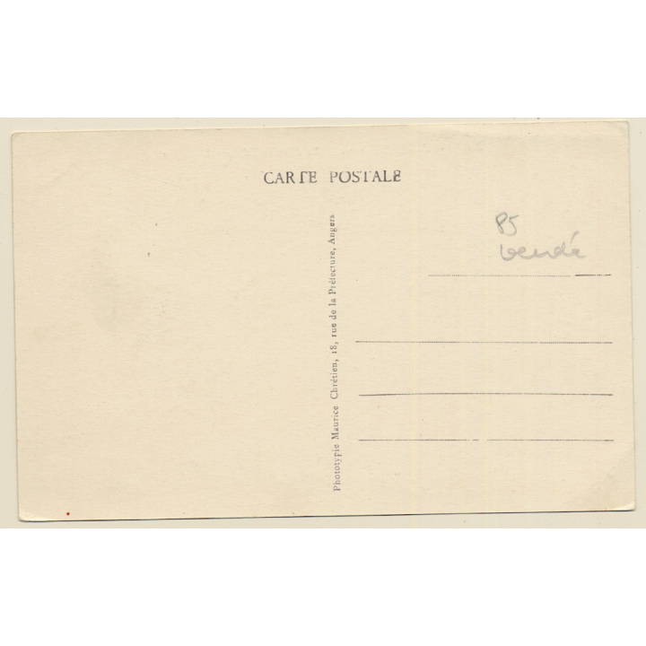 Saint-Fulgent (Vendée): La Place De L'Eglise (Vintage PC 1910s/1920s)