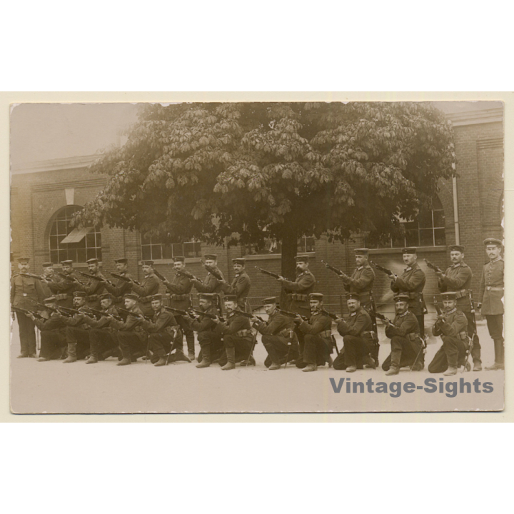 WW1: German Soldiers Posing In Front Of Barracks (Vintage RPPC 1910s