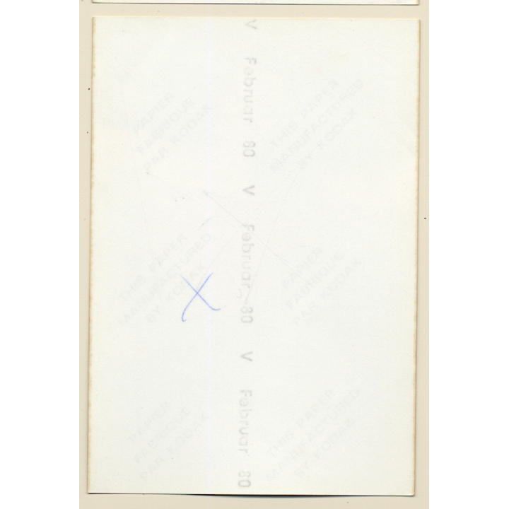 Erotic Study: Busty Natural Semi Nude Redhead*1 / Cloth (Vintage Photo GDR 1980)