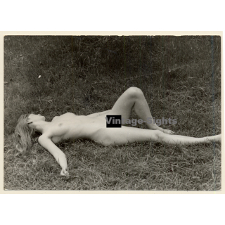 Erotic Study: Natural Long-Haired Nude In The Nature*10 (Vintage Photo GDR 1980s)