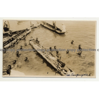 Group Of Native Kids Swiming In Lake Tanganyika / Dugout - Congo (Vintage RPPC B/W)