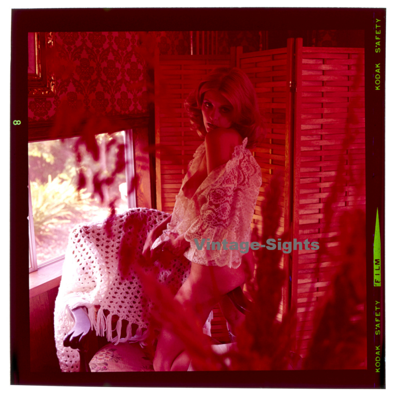 Erotic Study: Busty Nude Blonde With White Blanket*10 / Look (Vintage Diapositive KORENJAK 1970s/1980s)