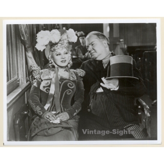 Mae West & W.C. Fields in 'My Little Chickadee' (Vintage Press Photo/Movie Still)