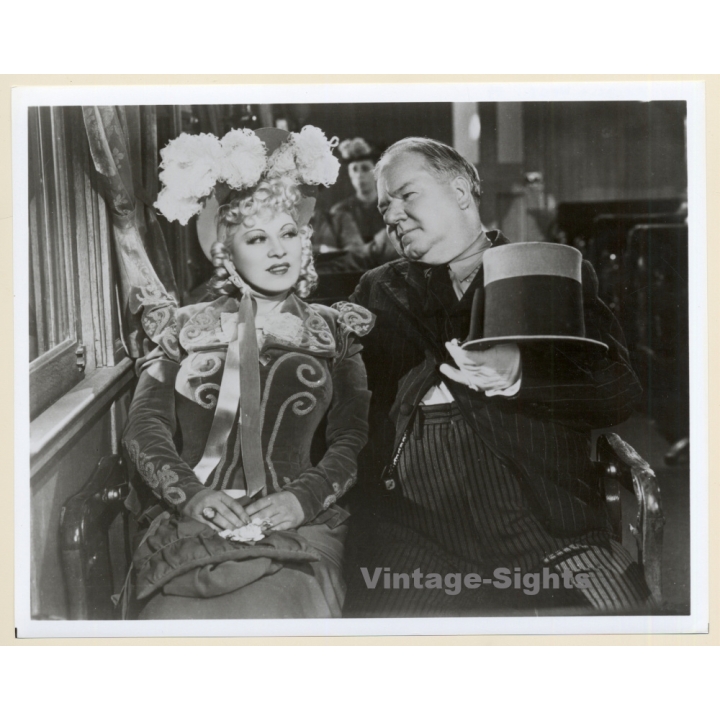Mae West & W.C. Fields in 'My Little Chickadee' (Vintage Press Photo/Movie Still)
