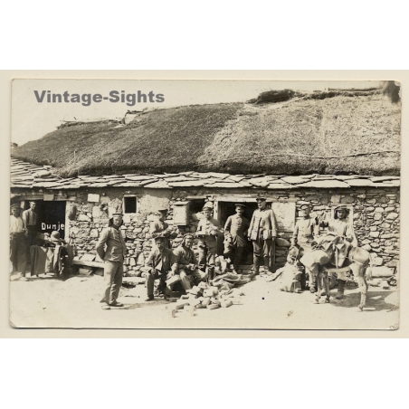 Dunje / North Macedonia: Deutsche Soldaten Vor Militärpostamt  / WW1 (Vintage RPPC 1918)