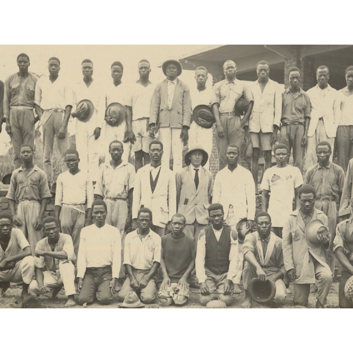 Coquilhatville / Congo Belge: Native Workers & Architect? Hospital Construction Site (Vintage Photo ~1930)