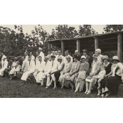 Congo Belge: Elegant Colonial Society During Royal Visit (Vintage Photo 1928)