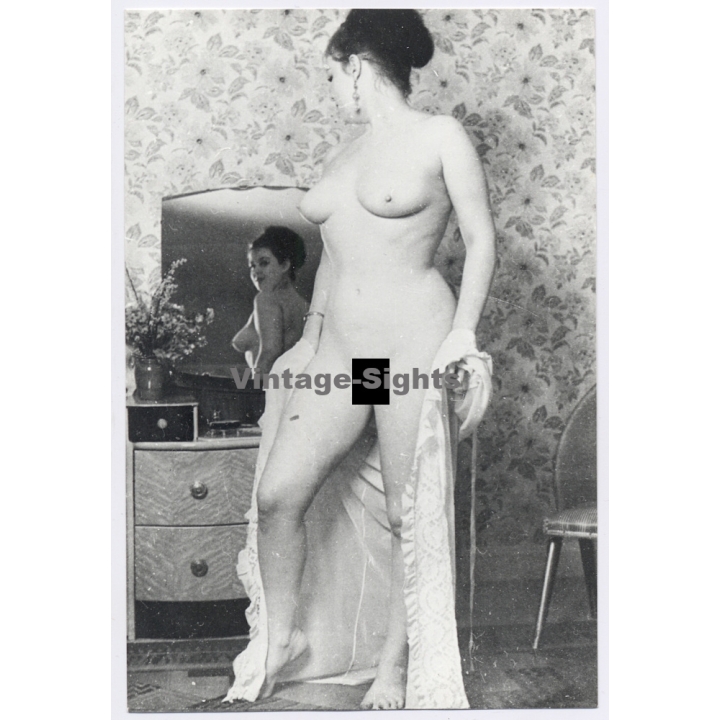Erotic Study: Curvy Nude Female Watches Herself In Mirror (2nd Gen. Photo  ~1950s)
