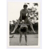 2 Muscular Young Men Play Leapfrog / Gay INT (Vintage Photo 1960s)
