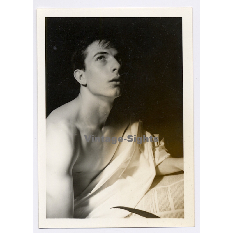 Handsome Topless Young Man in Toga*5 / Gay INT (Vintage Photo 1960s)