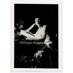 Handsome Topless Young Man in Toga*10 / Gay INT (Vintage Photo 1960s)