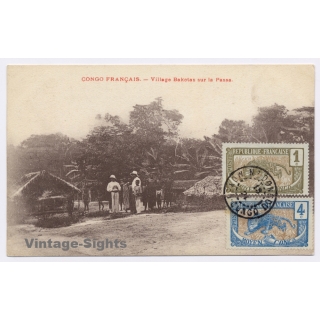 Congo Francaise: Village Bakotas sur la Passe (Vintage PC 1921)