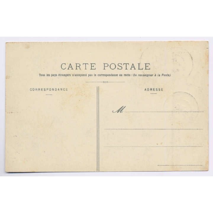 Ndele / Congo Francaise: Intérieur du tata du Sultan Mohammed Es-Senoussi (Vintage PC 1921)