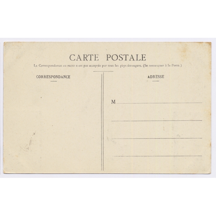 Guinée Francaise: Un Campement - Indigenous - Straw Hut (Vintage PC 1922)