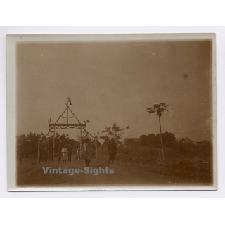 Royal Visit in Congo Belge 1928: Festively Decorated Archway Of Mission (Vintage Photo)