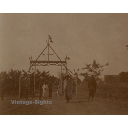 Royal Visit in Congo Belge 1928: Festively Decorated Archway Of Mission (Vintage Photo)