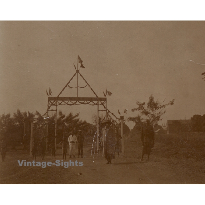 Royal Visit in Congo Belge 1928: Festively Decorated Archway Of Mission (Vintage Photo)
