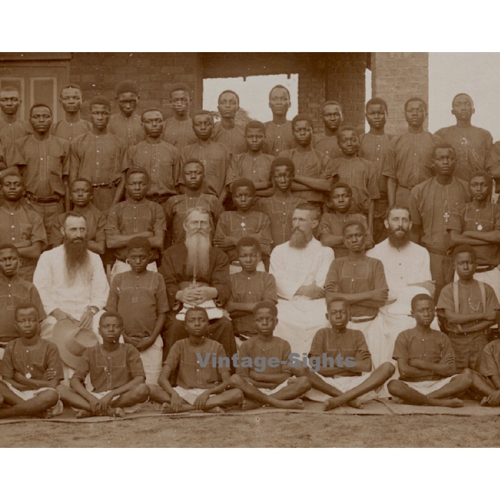 Royal Visit in Congo Belge 1928: Head Of Mission, Priests & Indigenous (Vintage Photo)