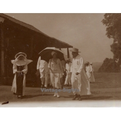 Royal Visit in Congo Belge 1928: Official Delegation Outside Of Mission*1 (Vintage Photo)