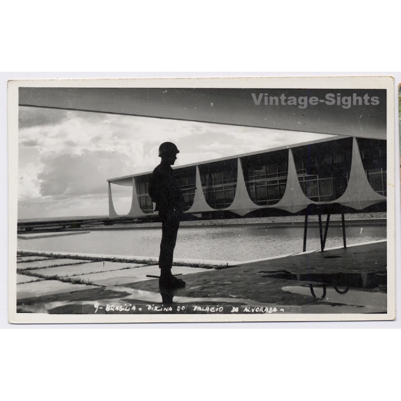 Brasilia / Brazil: Palácio da Alvorada - Oscar Niemeyer (Vintage RPPC 1960)