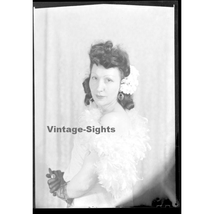 Fashion Study: Elegant Woman In Spectacular White Feather Dress*1 (Vintage Negative 18 X 13CM ~1930s/1940s)