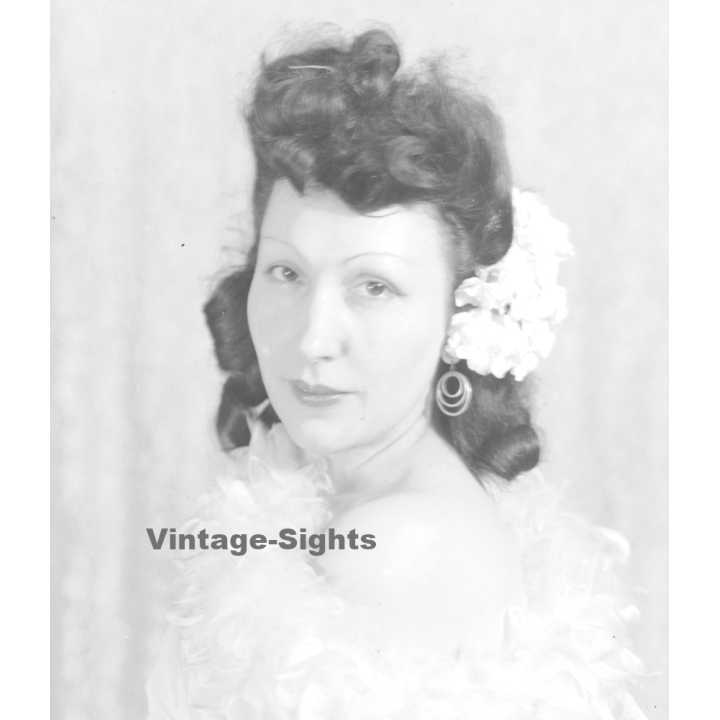 Fashion Study: Elegant Woman In Spectacular White Feather Dress*1 (Vintage Negative 18 X 13CM ~1930s/1940s)