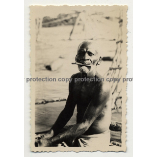 Old Native Congelese Man With Knife In Mouth / Ethnic (Vintage Photo B/W ~1930s/1940s)