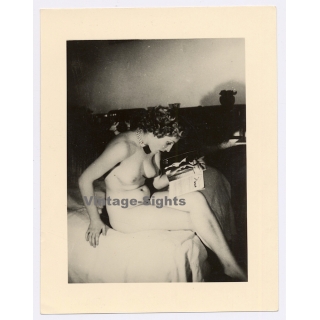 Erotic Study: Pretty Nude Pin-Up On Bed*1 (Vintage Photo ~1950s)