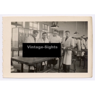 Medical Students During Cadaver Autopsy *2 (Vintage Photo ~1920s/1930s)