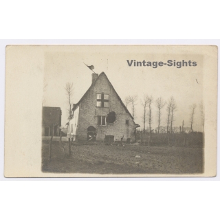WW1 / France: Bombed-Out Estate / Red Cross Flag - Sickbay (Vintage PC ~1910s)