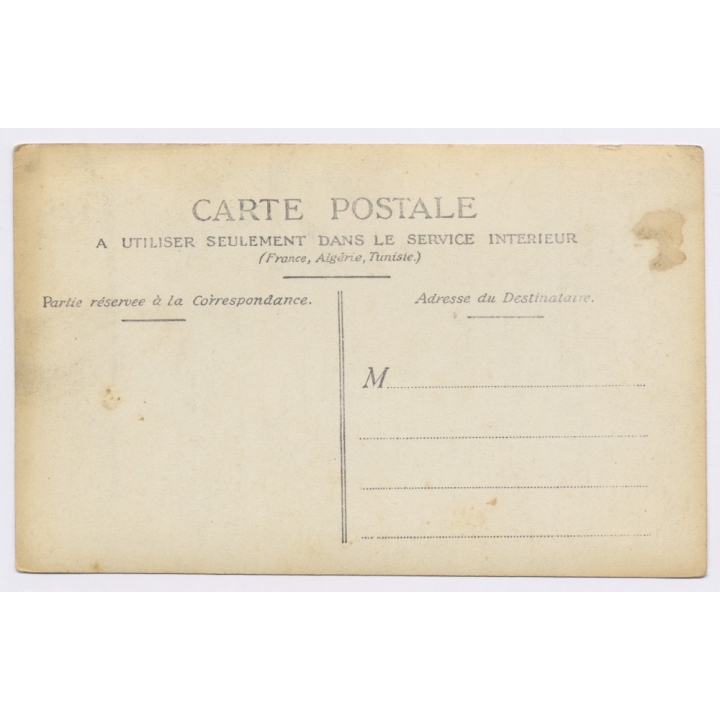 WW1 / France: Bombed-Out Estate / Red Cross Flag - Sickbay (Vintage PC ~1910s)